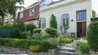 8-Zimmer Haus in Döbling, Austria, Nr. 143170