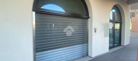  عقار تجاري في Castiglione delle Stiviere, Italy 230متر مربع رقم 65217 15