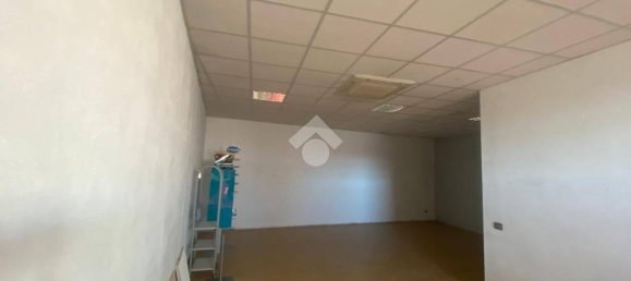  عقار تجاري في Castiglione delle Stiviere, Italy 230متر مربع رقم 65217 10