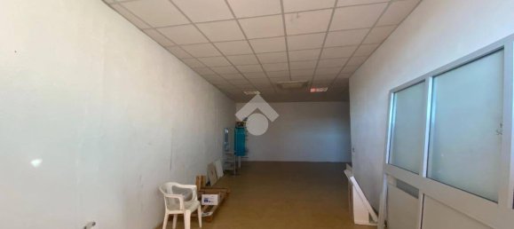  عقار تجاري في Castiglione delle Stiviere, Italy 230متر مربع رقم 65217 8