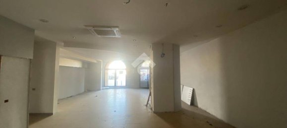  عقار تجاري في Castiglione delle Stiviere, Italy 230متر مربع رقم 65217 11