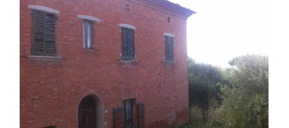 5-Zimmer Haus in Castiglione del Lago, Italy, Nr. 255122 2
