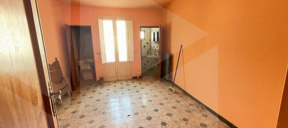 Casa de 5 habitaciónes en Conversano, Italy No. 26458 2