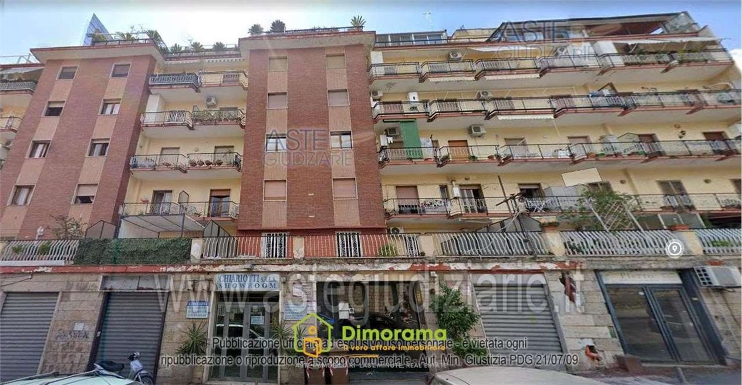 6-Zimmer Wohnung in Naples, Italy, Nr. 10285