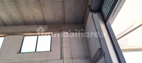 Склад 685м² в Битонто, Италия № 314699 11