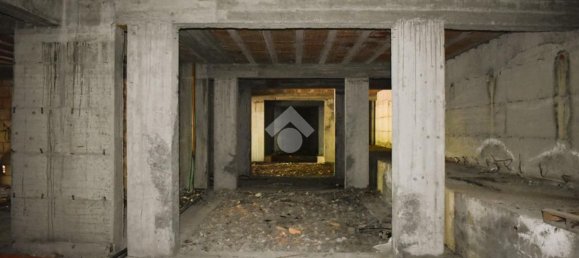 500m² Garage in Paola, Italy No. 272227 9