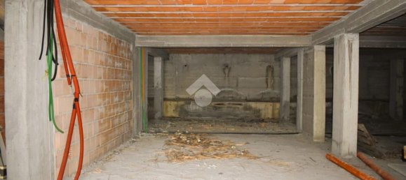 500m² Garage in Paola, Italy No. 272227 7