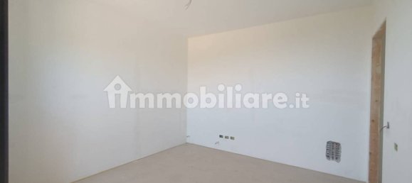 Квартира с 2 спальнями в Колоннелла, Италия № 77933 2