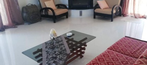 4 Schlafzimmer Property in Kalyvia Thorikou, Greece, Nr. 3827 4