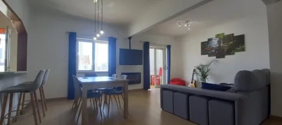 Квартира с 3 спальнями в Алмада, Португалия № 156076 6