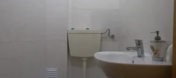 Квартира с 3 спальнями в Алмада, Португалия № 156076 20