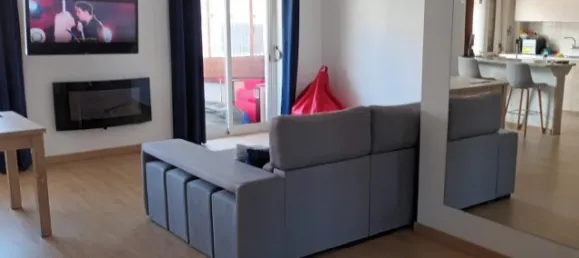 Квартира с 3 спальнями в Алмада, Португалия № 156076 4