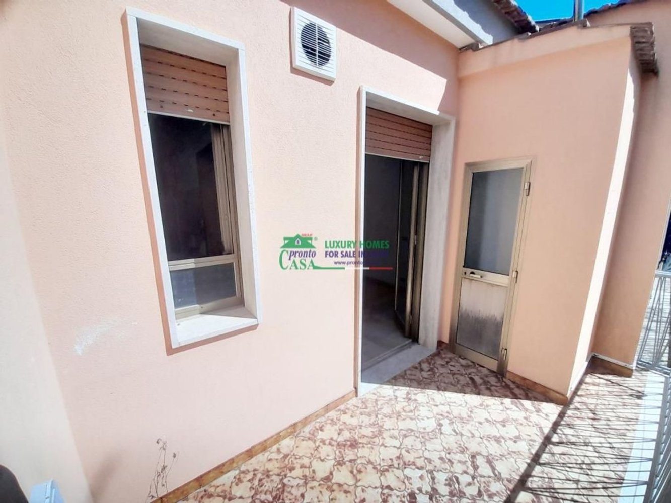 Studio in Ragusa, Italy No. 152307