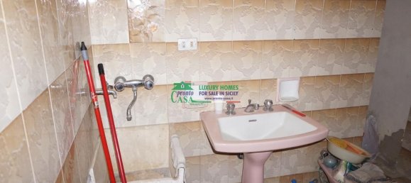 Studio in Ragusa, Italy No. 152307 25