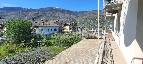 Casa de 5 dormitorios en Gressan, Italy No. 172410 9