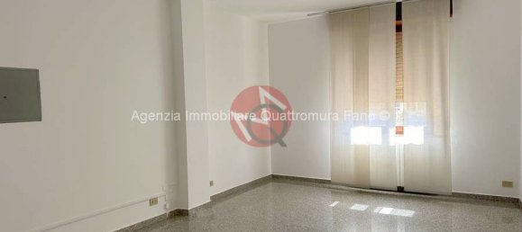 3 bedrooms Apartment in Fano, Italy No. 118423 2