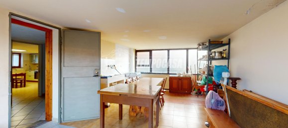 6 rooms Villa in Settimo Torinese, Italy No. 222136 11