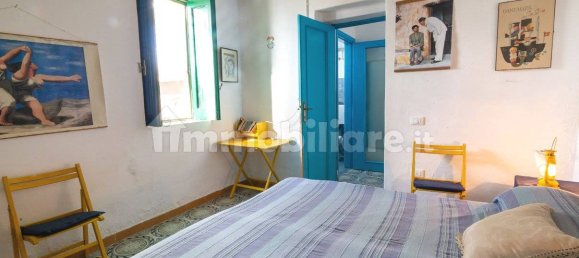 3 bedrooms Villa in Leni, Italy No. 188487 13