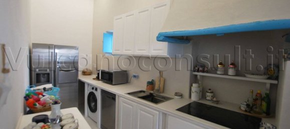 3 bedrooms Villa in Leni, Italy No. 188487 4