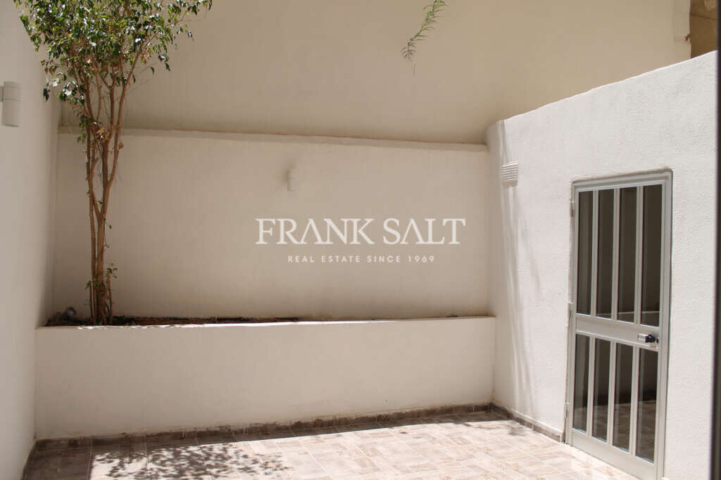 Bureau à Sliema, Malta 140m² No. 12912