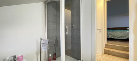 7 rooms Villa in Carnago, Italy No. 128583 27