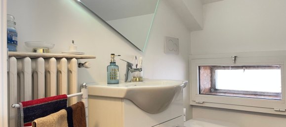 7 rooms Villa in Carnago, Italy No. 128583 26