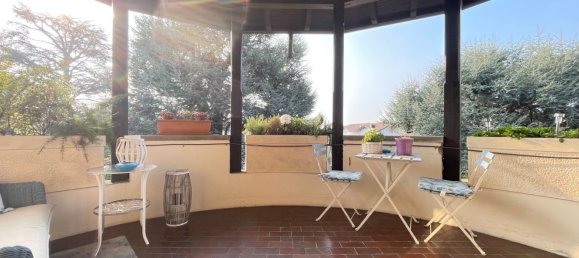 7 rooms Villa in Carnago, Italy No. 128583 12