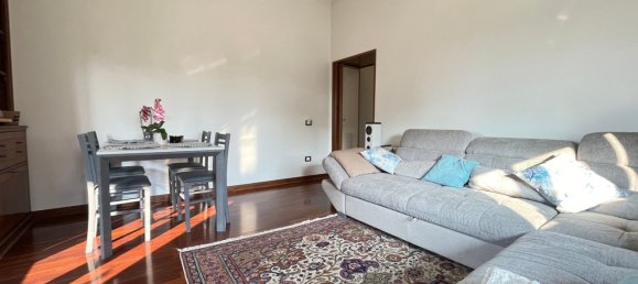 7 rooms Villa in Carnago, Italy No. 128583 11