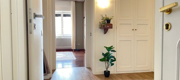 7 rooms Villa in Carnago, Italy No. 128583 6