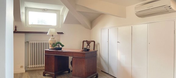 7 rooms Villa in Carnago, Italy No. 128583 22