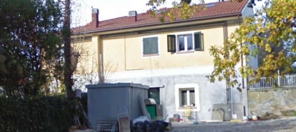 Apartamento de 10 habitaciónes en Rimini, Italy No. 11487 2