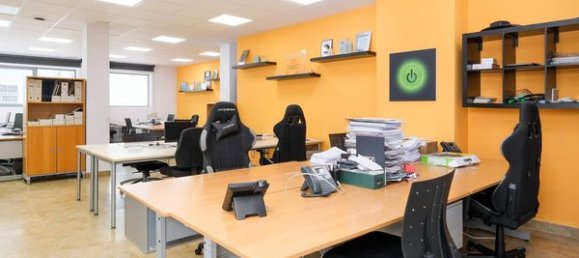 200m² Office in Zaragoza, Spain No. 67602 20