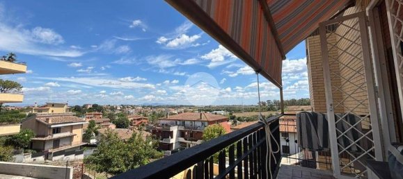 Apartamento de 4 dormitorios en Rome, Italy No. 284636 28