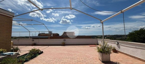 Apartamento de 4 dormitorios en Rome, Italy No. 284636 21