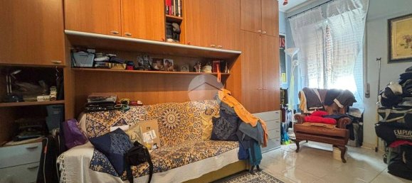 Apartamento de 4 dormitorios en Rome, Italy No. 284636 11