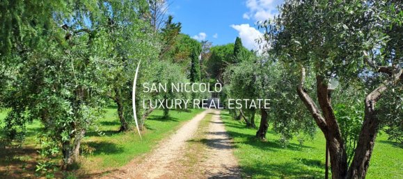 16 rooms Villa in Florence, Italy No. 212402 2