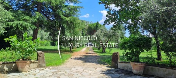 16 rooms Villa in Florence, Italy No. 212402 3