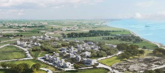 3 bedrooms Commercial property in Pervolia, Cyprus No. 19039 2