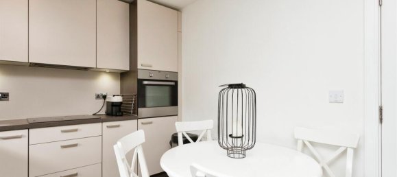 2 bedrooms Apartment in Horsham, United Kingdom No. 6280 5