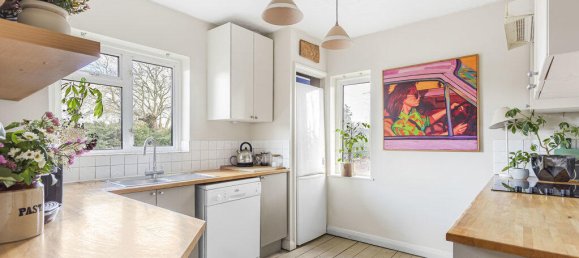 2 bedrooms Maisonette in Surrey, United Kingdom No. 8589 3