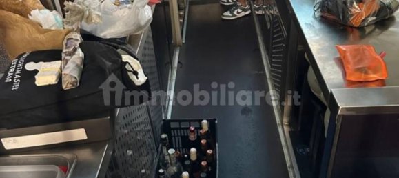 2 rooms Commercial property in Rome, Italy No. 350354 11