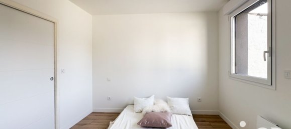 4 rooms Apartment in Croix, France No. 232641 6