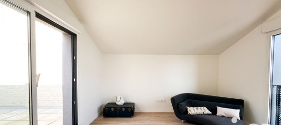 4 rooms Apartment in Croix, France No. 232641 5