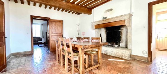 4 bedrooms House in Saint-Leger-Vauban, France No. 204832 3