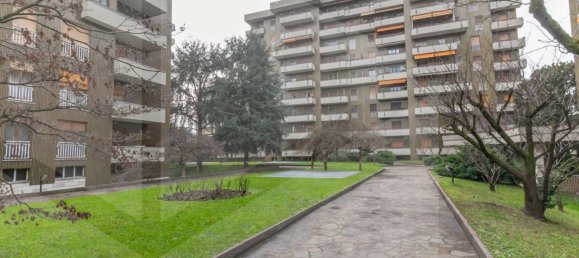 Apartamento de 3 habitaciónes en San Donato Milanese, Italy No. 29867 50