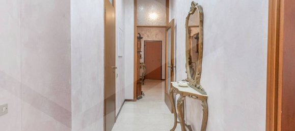 Apartamento de 3 habitaciónes en San Donato Milanese, Italy No. 29867 30