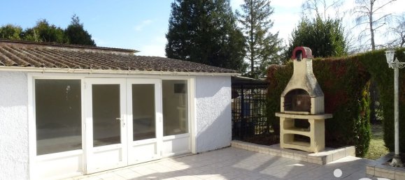 4 rooms House in Breteuil, France No. 49022 3