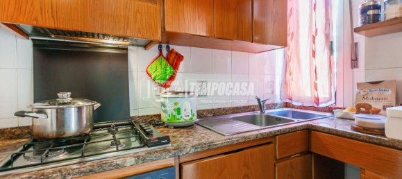 2 rooms Apartment in Milan, Italy No. 242319 3