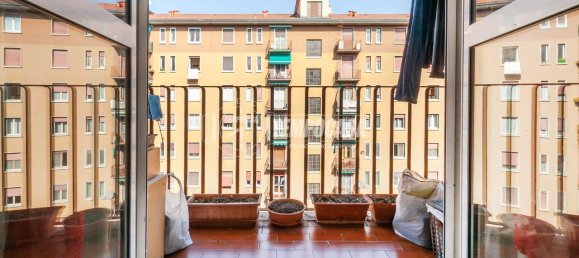 2 rooms Apartment in Milan, Italy No. 242319 2