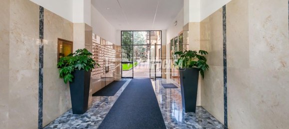 2 rooms Apartment in Milan, Italy No. 242319 9